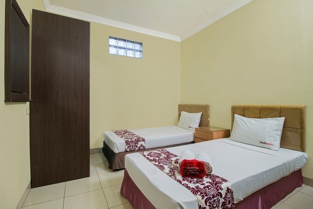 Reddoorz Plus @ Karet Setiabudi Jakarta Exteriér fotografie