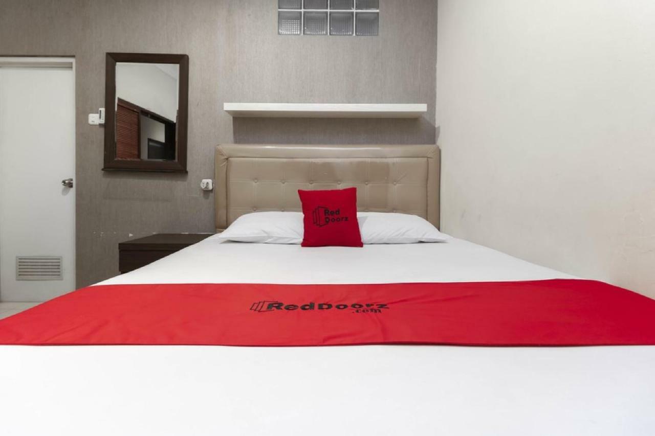 Reddoorz Plus @ Karet Setiabudi Jakarta Exteriér fotografie