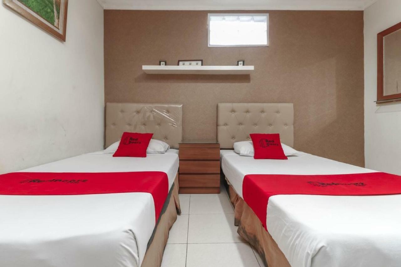 Reddoorz Plus @ Karet Setiabudi Jakarta Exteriér fotografie