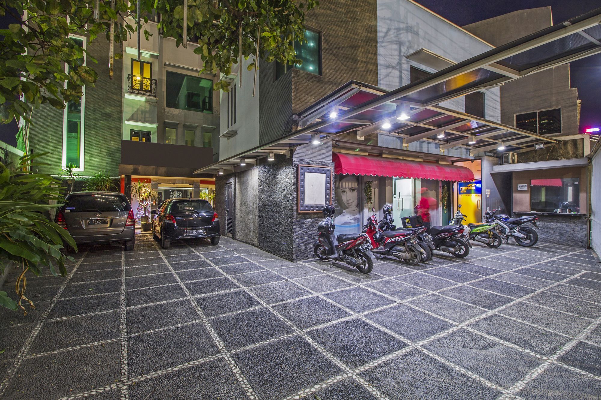 Reddoorz Plus @ Karet Setiabudi Jakarta Exteriér fotografie