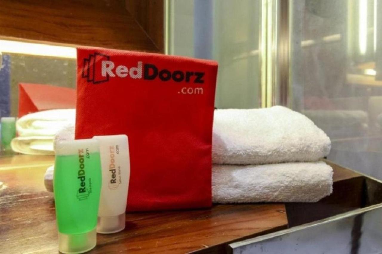 Reddoorz Plus @ Karet Setiabudi Jakarta Exteriér fotografie